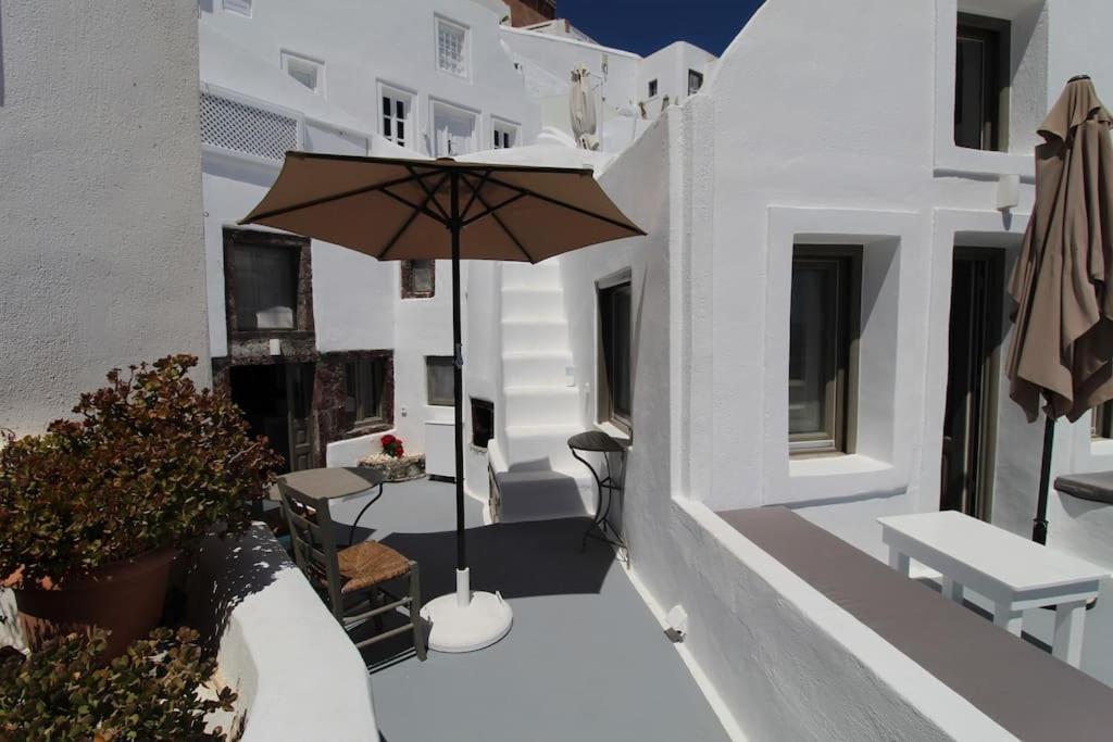 Astrea Suites "Ostria Cave Villa-Outdoor Jacuzzi" Oia  Exterior photo